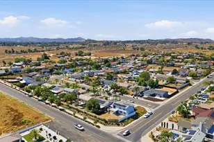 1893 Loma Bonita, Perris, CA 92570 - Photo 36