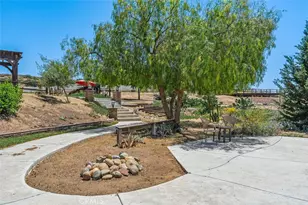 37395 Eden Garden Ct, Temecula, CA 92592 - Photo 48