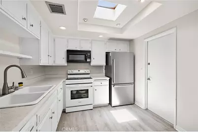 38750 Via Las Flores, Murrieta, CA 92563 - Photo 30