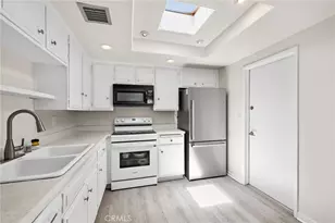 38750 Via Las Flores, Murrieta, CA 92563 - Photo 30