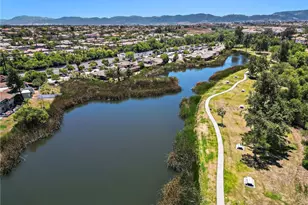 38750 Via Las Flores, Murrieta, CA 92563 - Photo 16