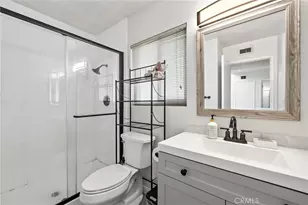 38750 Via Las Flores, Murrieta, CA 92563 - Photo 18