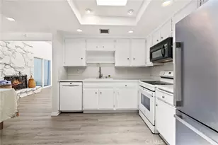 38750 Via Las Flores, Murrieta, CA 92563 - Photo 28