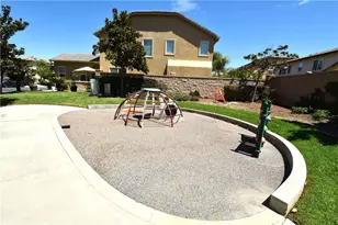 32024 Merano, Lake Elsinore, CA 92530 - Photo 12