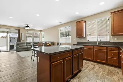 31559 Rose Sage Way, Murrieta, CA 92563 - Photo 18