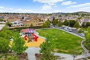 31559 Rose Sage Way, Murrieta, CA 92563 - Photo 44