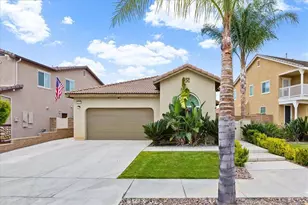 31559 Rose Sage Way, Murrieta, CA 92563 - Photo 2