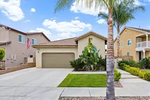 31559 Rose Sage Way, Murrieta, CA 92563 - Photo 2