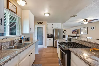 9542 52nd, Jurupa Valley, CA 92509 - Photo 8