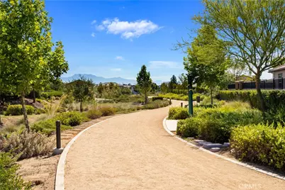 26017 Redoak Street, Menifee, CA 92584 - Photo 32