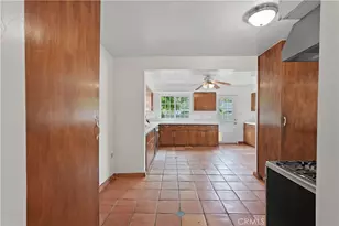 318 E Gladstone St, San Dimas, CA 91773 - Photo 12