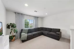 24248 Bay Laurel Ave, Murrieta, CA 92562 - Photo 12