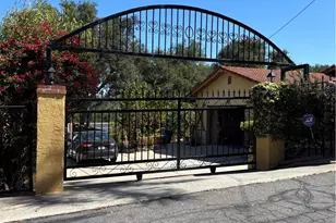 1734 Adalane Pl, Fallbrook, CA 92028 - Photo 2