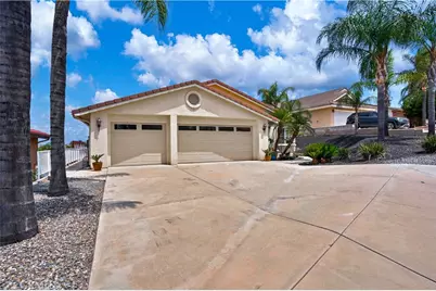 30446 S Fork, Canyon Lake, CA 92587 - Photo 4