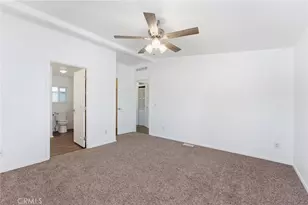 880 N Lake St, Hemet, CA 92544 - Photo 16