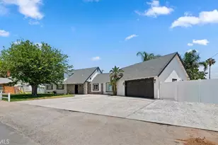 2171 Indian Horse, Norco, CA 92860 - Photo 2