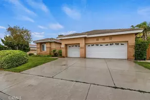 42748 Mountain Shadow, Murrieta, CA 92562 - Photo 2