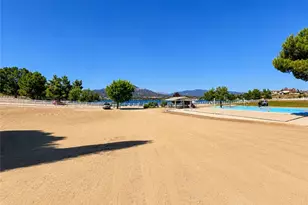 42913 Rolling Hills Dr, Aguanga, CA 92536 - Photo 2