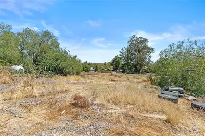 27560 Jarvis, Perris, CA 92570 - Photo 40
