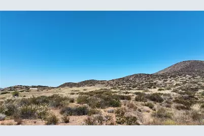 1 Intrepid Road, Temecula, CA 92592 - Photo 12