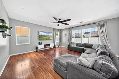 30354 Woodland Hills Street, Murrieta, CA 92563 - Photo 12