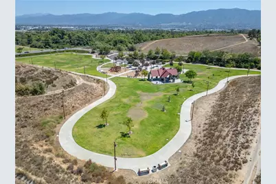 925 Hemingway Drive, Corona, CA 92878 - Photo 60