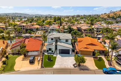 30327 Sea Horse, Canyon Lake, CA 92587 - Photo 8