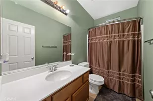 35594 Cloche Dr, Winchester, CA 92596 - Photo 10