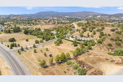 38580 Celine Cove, Murrieta, CA 92562 - Photo 72