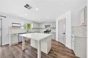 33650 Abbey Rd, Temecula, CA 92592 - Photo 2