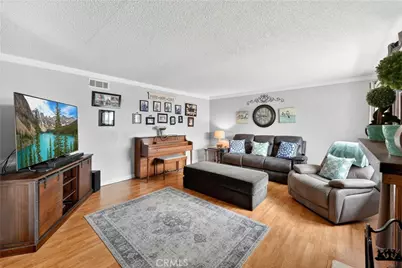 2789 E Oshkosh, Anaheim, CA 92806 - Photo 10