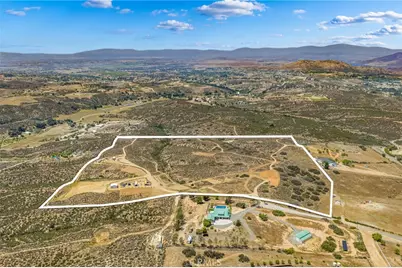 38799 Calle Segovia, Temecula, CA 92592 - Photo 4