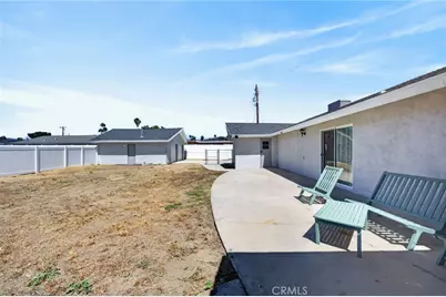 940 E Whittier, Hemet, CA 92543 - Photo 44