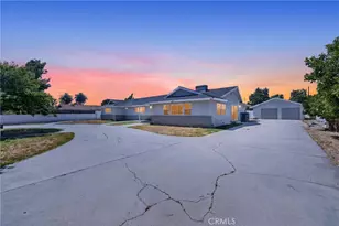 940 E Whittier, Hemet, CA 92543 - Photo 4