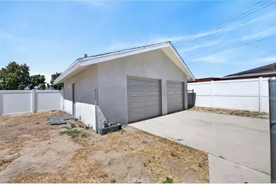 940 E Whittier, Hemet, CA 92543 - Photo 42