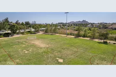 35640 Sainte Foy Street, Murrieta, CA 92563 - Photo 46