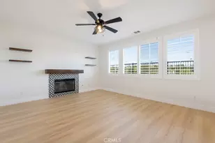35640 Sainte Foy St, Murrieta, CA 92563 - Photo 8