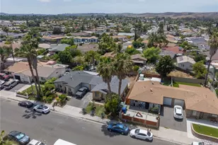 289 Lustrosos St, Oceanside, CA 92057 - Photo 32