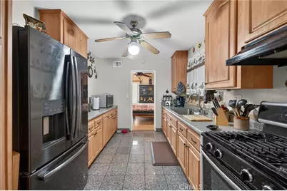 11002 Arroyo Drive, Whittier, CA 90604 - Photo 16