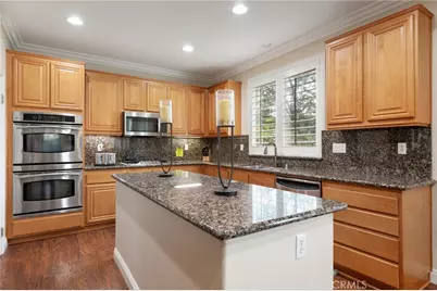 27122 Tube Rose Street, Murrieta, CA 92562 - Photo 12