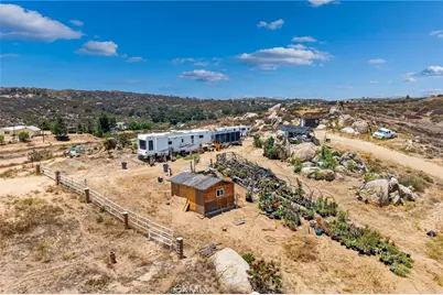 41720 Oak Canyon Road, Hemet, CA 92544 - Photo 16