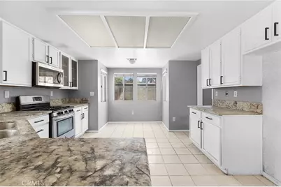 39979 Fairwood Circle, Murrieta, CA 92562 - Photo 18