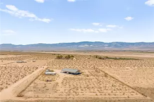 36990 Cambria Rd, Lucerne Valley, CA 92356 - Photo 8