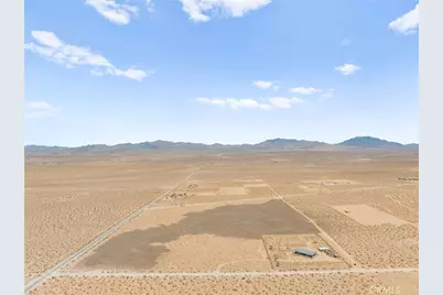 36990 Cambria Road, Lucerne Valley, CA 92356 - Photo 40