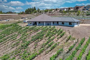 40088 Walcott Ln, Temecula, CA 92591 - Photo 2
