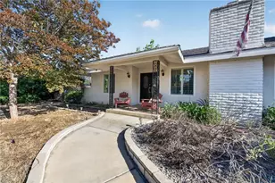 2859 Vista Way, Hemet, CA 92544 - Photo 6