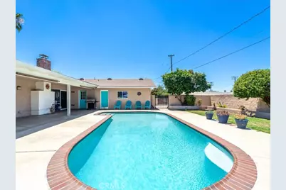 173 Grove, Hemet, CA 92544 - Photo 2