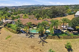 3508 Vista Corona, Fallbrook, CA 92028 - Photo 2