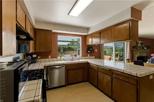 2251 S Stage Coach Ln, Fallbrook, CA 92028 - Photo 12