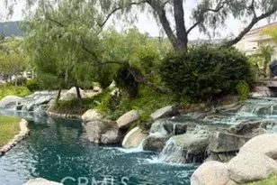 38677 Muirfield Dr, Murrieta, CA 92562 - Photo 2